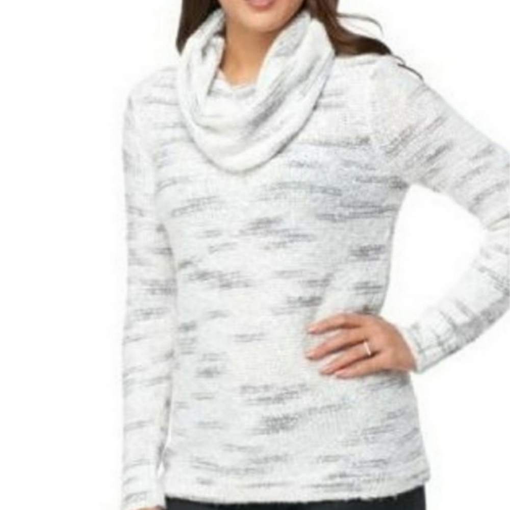 Kensie Grey & White Cowl Neck Sweater